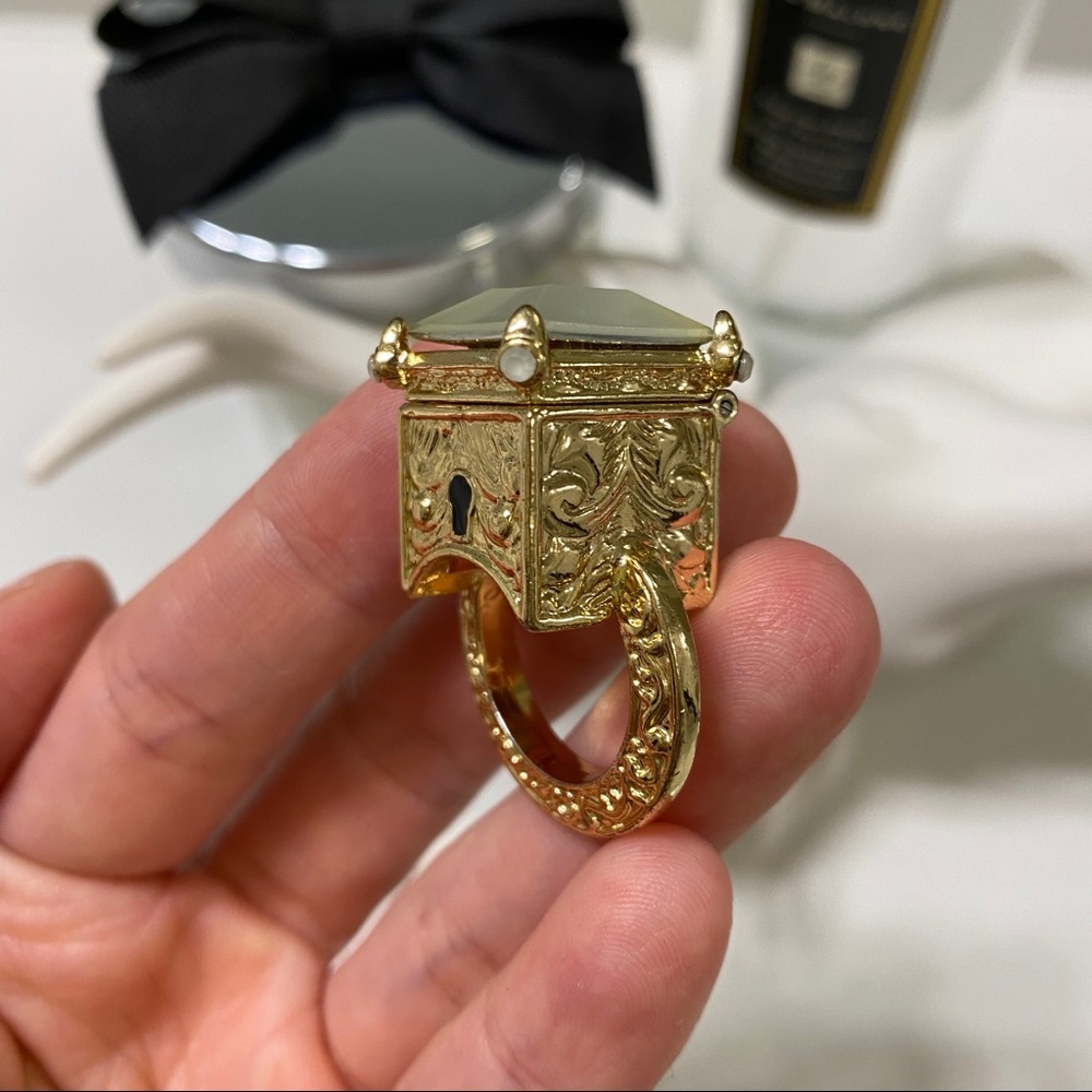 Topshop Box Ring - Picture 2 of 6